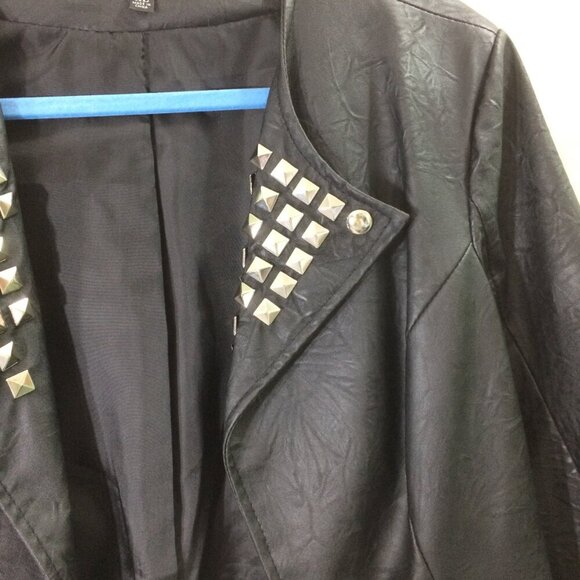 Sele Faux Leather Jacket Short Studded Lapels Open Front Black Lined Size L/XL - Picture 4 of 4